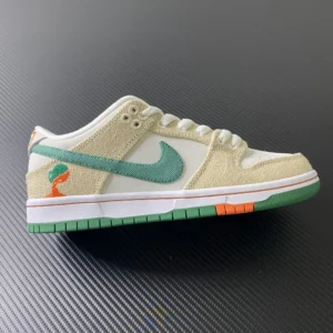 Z Batch DUNK, "Z" - "FD0860-001" Jarritos x Nike Dunk SB Low “Phantom and Malachite”