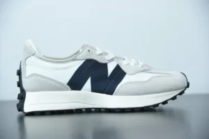 M Batch New Balance 327, " DT " - " MS327FE "New Balance 327 Sea Salt Color!