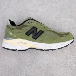 ZC New Balance NB990V3, " ZC " -  " M990JD3 " New Balance Co branded Grass Green!