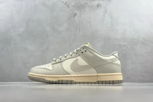 GOD Batch DUNK, "GOD Batch" - "DD1503-107" Dunk Low light bone