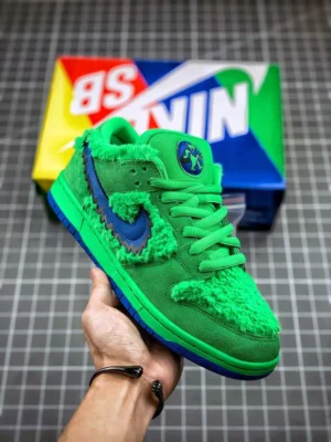 OG Batch DUNK, "OG" - "CJ5378-300"