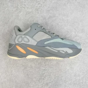 Yeezy 700, "S2" - " EG7597 "Coconut 700 first generation inertia blue!