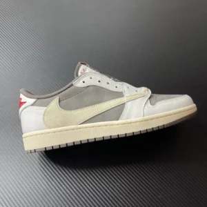 AIR JORDAN 1, "Y3" - "DM7866-162"Travis Scott x Jordan Air Jordan 1 Low OG SP “Sail andRidgerock”