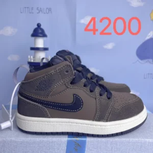 Children High AJ1, "4200"