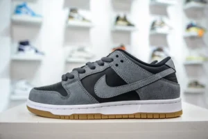 NEW VT Batch DUNK, "NEWVT" - "AR0778-001"DUNK