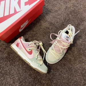 CS Batch DUNK, "CS" - "DO9457-136" Dunk Low se “85”   ：
