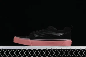 vans Bread shoes, "24" - "VN000CRPGRN"Vans bread shoes black raw rubber
