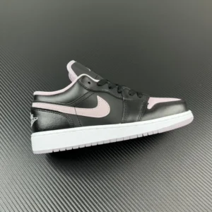 AIR JORDAN 1, " DT " -  " DV1333-051 " AJ1 low cut black powder!