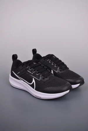 DT Batch NK ZOOM 40, "DT" - "DX2498-001"40