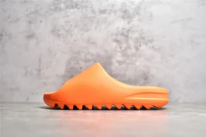LW Batch adidas originals Yeezy, "LW " - "GZ0953" adidas originals Yeezy Slide “Enflame range”