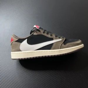 AIR JORDAN 1, "Y3" -  "CQ4277-001" Iravis Scott x Jordan Air Jordan 1 Low OG TS SP
