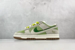 VT Batch DUNK, "VT" - "DO9457-100" Dunk