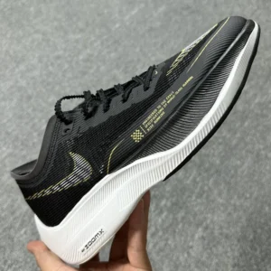 Batch Nike Zoomx Vaporfly Next% 2, "" - "CU4111-001"