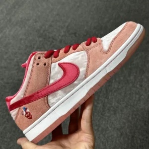 M Batch DUNK, " M " -  " CT2552-800 " DUNK Valentine’s Day!