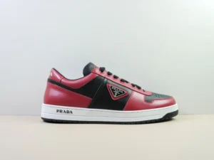 PT Batch PRADA, "PT"