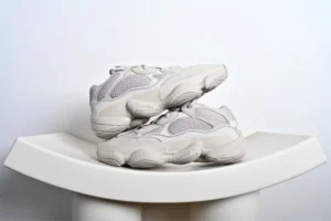 GC Yeezy 500, " GC " -  " DB2908 " Coconut 500 gray white!