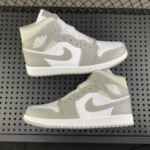 AIR JORDAN 1, "DT" - "554724-082"Air Jordan 1 mid “linen”