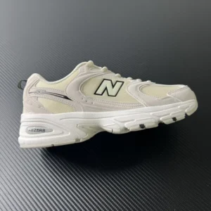 DT Batch New Balance 530, "DT" - "MR530SH"New Balance 530 Milk Tea Color!