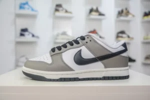 NEW VT Batch DUNK, "NEWVT" - "DD1503-117"DUNK