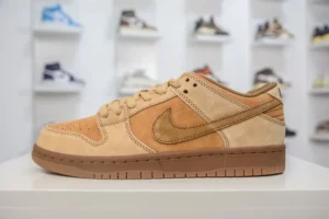 NEW VT Batch DUNK, "NEWVT" - "883232-700"DUNK