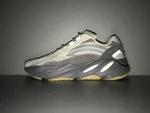 Yeezy 700, " OG " -  " FU7914 " Coconut 700V2 volcanic ash!