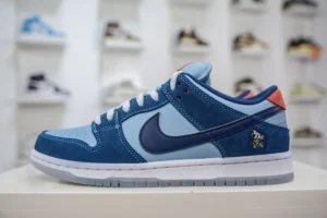 NEW VT Batch DUNK, "NEWVT" - "DX5549-400"DUNK