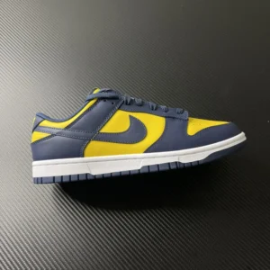 T1 Batch DUNK, "DD1391-700"Nike Dunk Low Retro”Varsity Maize”