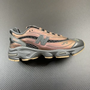 DT Batch New Balance 1000, "DT" - "M1000JF1"