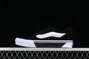 vans Bread shoes, "20" - "VN0009QCWBL"Vans bread shoes black and white