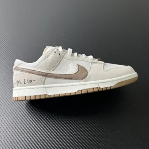 CS Batch DUNK, "CS" -  "DO9457-108"Nk SB Dunk Low “85”  SB