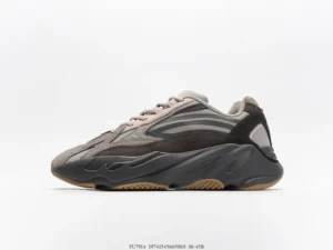 Yeezy 700, " GC " -  " FU7914 " Coconut 700V2 volcano!