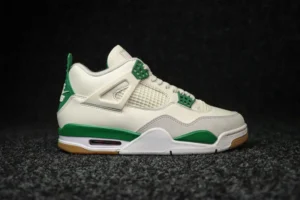 AIR JORDAN 4, " XP " -  " DR5415-103 " AJ4 White and Green Collaboration!
