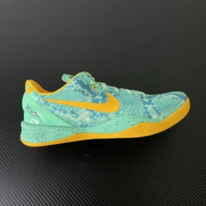 MAX Batch Kobe 8, "MAX " - "555035-304" Nike Kobe 8“Green Glow”