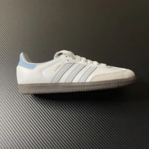 AD Sambas, "XC" - " ID2055"Samba white blue