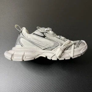 OK Batch Balenciaga 3XL, "OK"OK version! Balenciaga 3XL Black and White Cowboy!