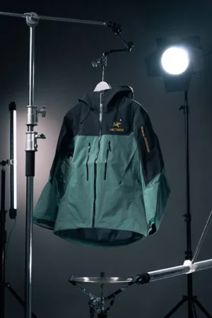 LX Batch Arcteryx Alpha SV 7, "LX" SV-