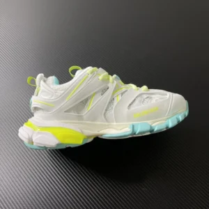 OK Batch Balenciaga 3.0, "OK" - "542023W3AC69704" Balenciaga Track 1.0