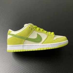 M Batch DUNK, "M" - "DM0807-300"