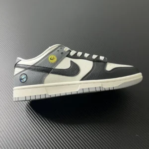 Z Batch DUNK, "Z" - "BB1609-113" Nk SB Dunk Low