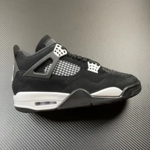 AIR JORDAN 4, "OG" - "FQ8138-001" Air Jordan 4 Retro ”White Thunder“