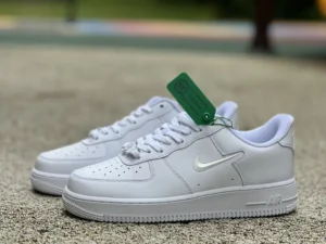 Air Force 1, "3A" - "FB8251-100"  