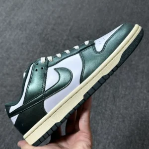 M Batch DUNK, " M " -  " DQ8580-100 " DUNK Oxidation Retro Green!