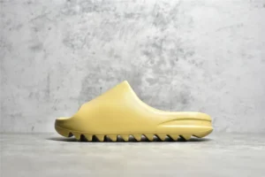 LW Batch adidas originals Yeezy, "LW " - "FW6344"adidas originals Yeezy Slide “sand”