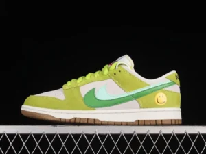 CS Batch DUNK, "CS" - "DO9457-122" Nk SB Dunk Low “85”   SB