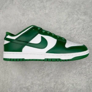 AS Batch DUNK, "AS" - " DD1391-101"This is DUNK white-green for the AS batch