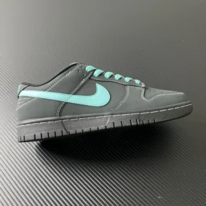 Z Batch DUNK, "Z" - "GT0627-332" Nk SB Dunk Low