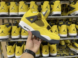 AIR JORDAN 4, "OG" - "CT8527-700" Jordan Air Jordan 4 retro “tour yellow”