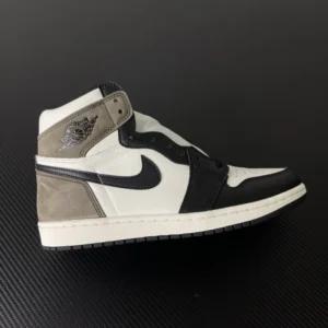 AIR JORDAN 1, "LJR" - "555088-105" Jordan Air Jordan 1 Retro High Og “Dark Mocha”