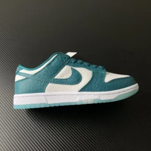 GT BatchDUNK, "GT" - "DV3029-100" GTNike Dunk Low”Ocean”