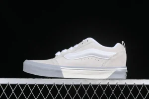 vans Bread shoes, "6" - "VN0009QCBUH"Vans bread shoes in white beige